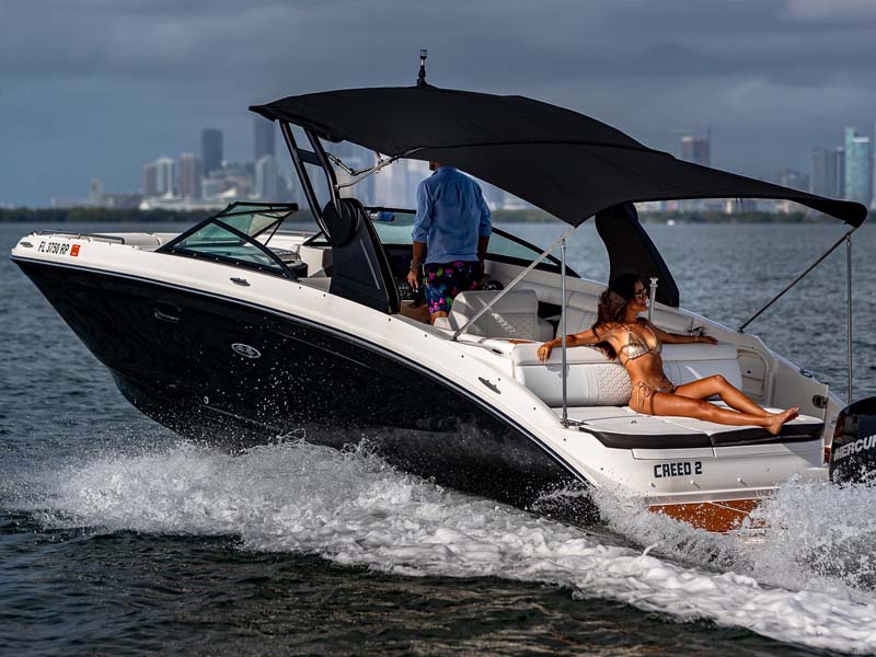 29' SeaRay - Bote para Alquilar en Miami, Florida