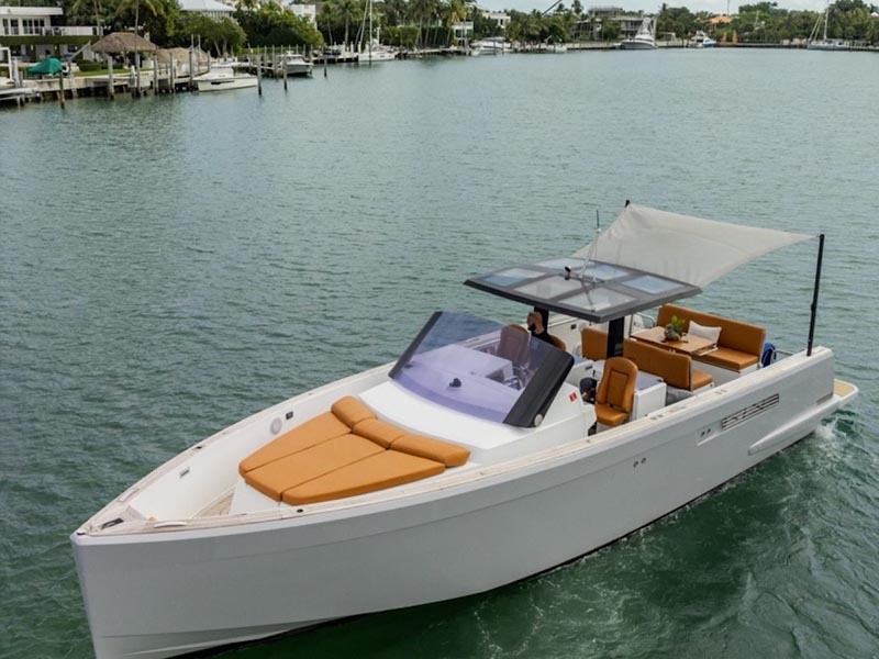 40' Fjord - Bote para Alquilar en Miami, Florida