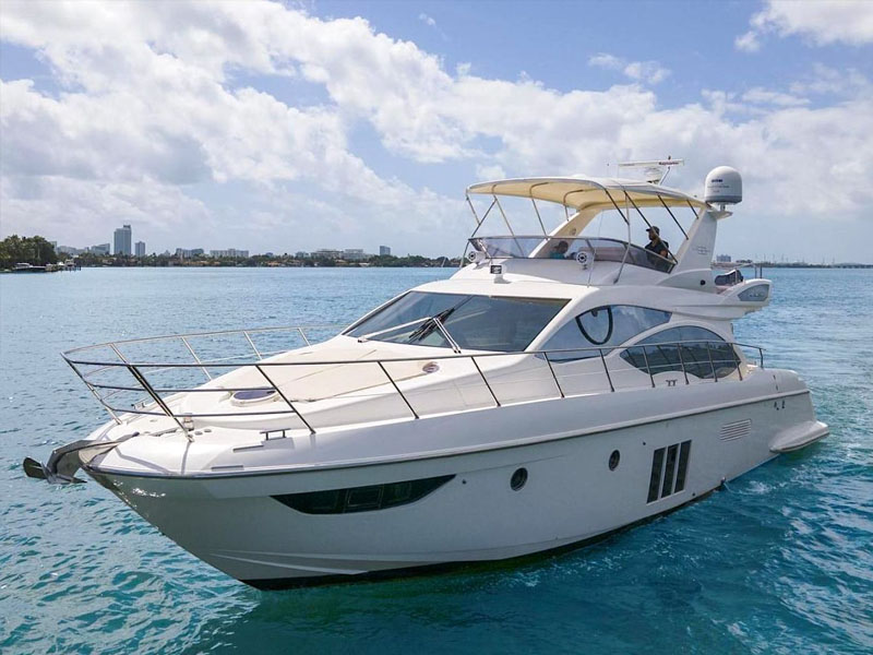 50' Azimut - Bote para Alquilar en Miami, Florida