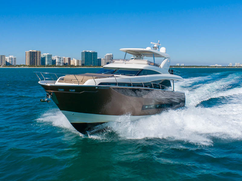 75' Prestige - Bote para Alquilar en Miami, Florida